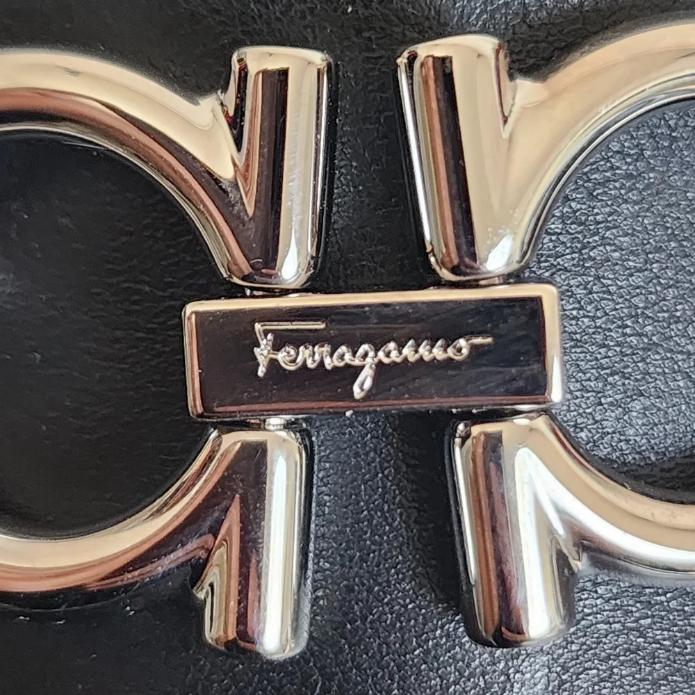 Ferragamo Rolo heel - Picture 10 of 11
